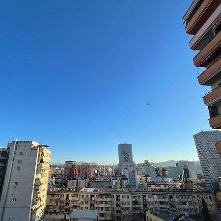 Ferienwohnung Easy Peasy - 9Th Floor View Downtown Tirana Exterior foto
