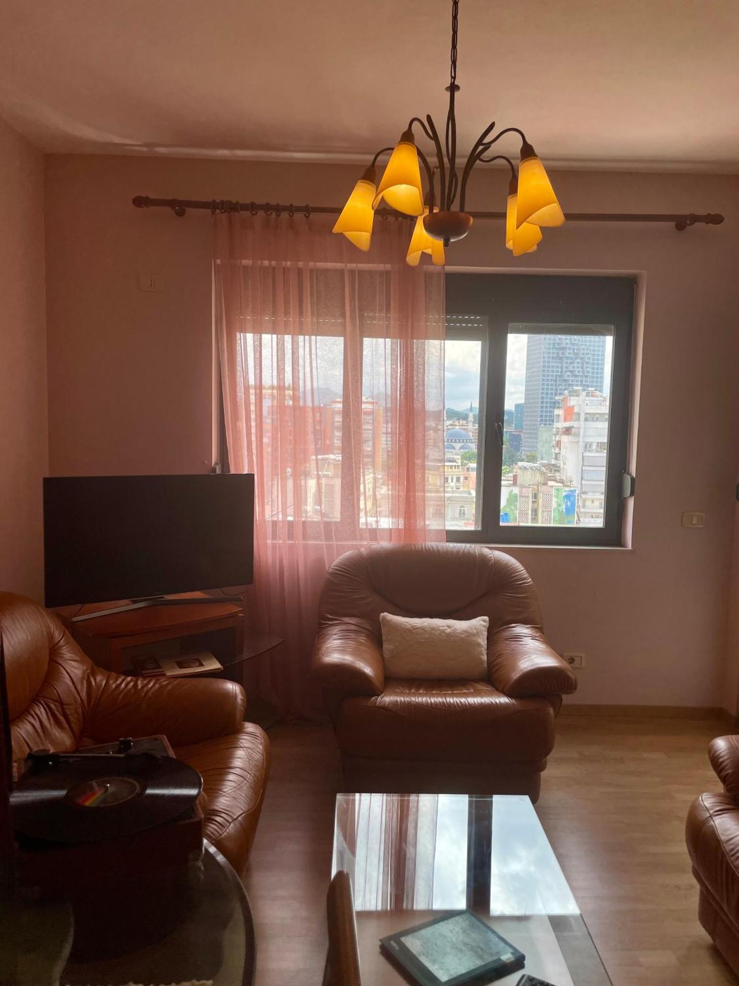 Ferienwohnung Easy Peasy - 9Th Floor View Downtown Tirana Exterior foto