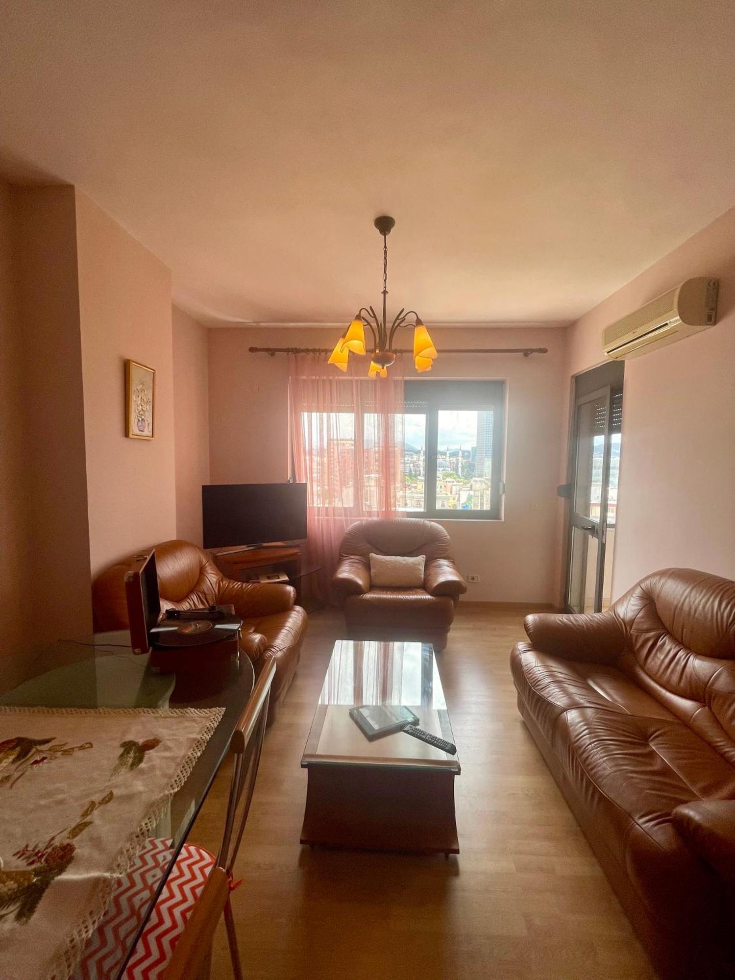 Ferienwohnung Easy Peasy - 9Th Floor View Downtown Tirana Exterior foto